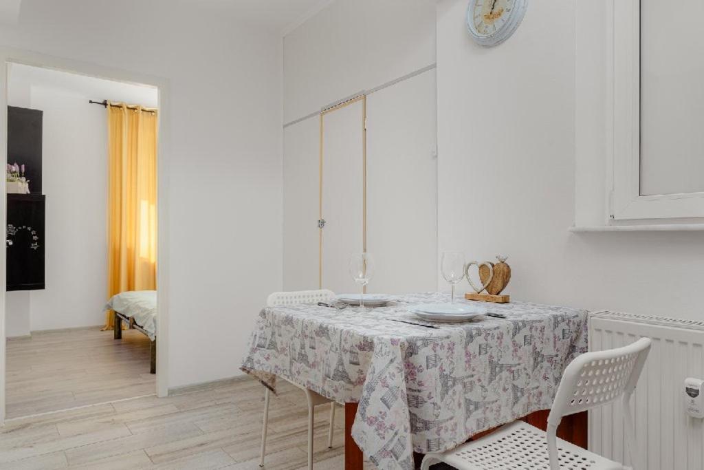 Old Town 2 Rooms Apartment Bucareste Exterior foto