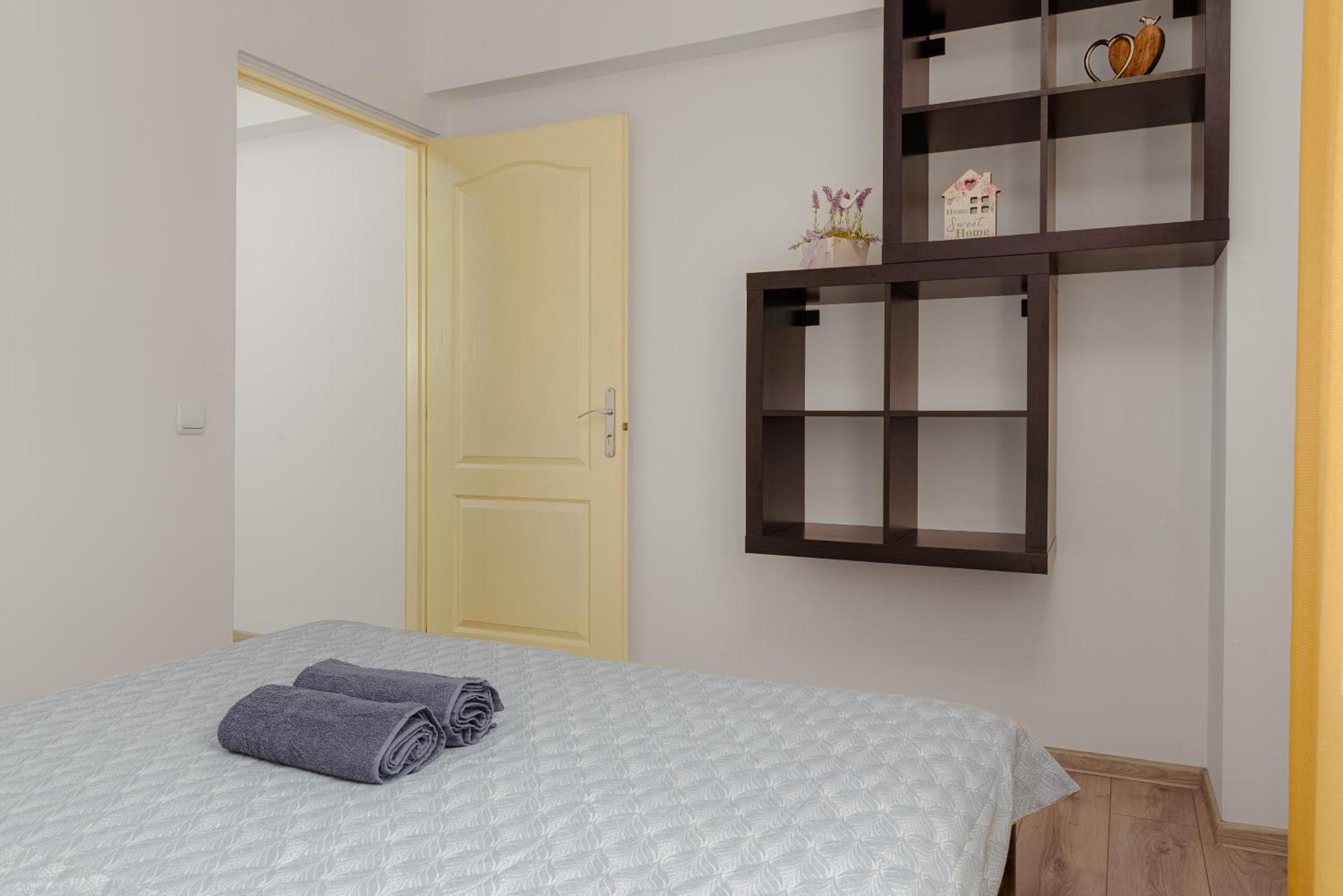 Old Town 2 Rooms Apartment Bucareste Exterior foto